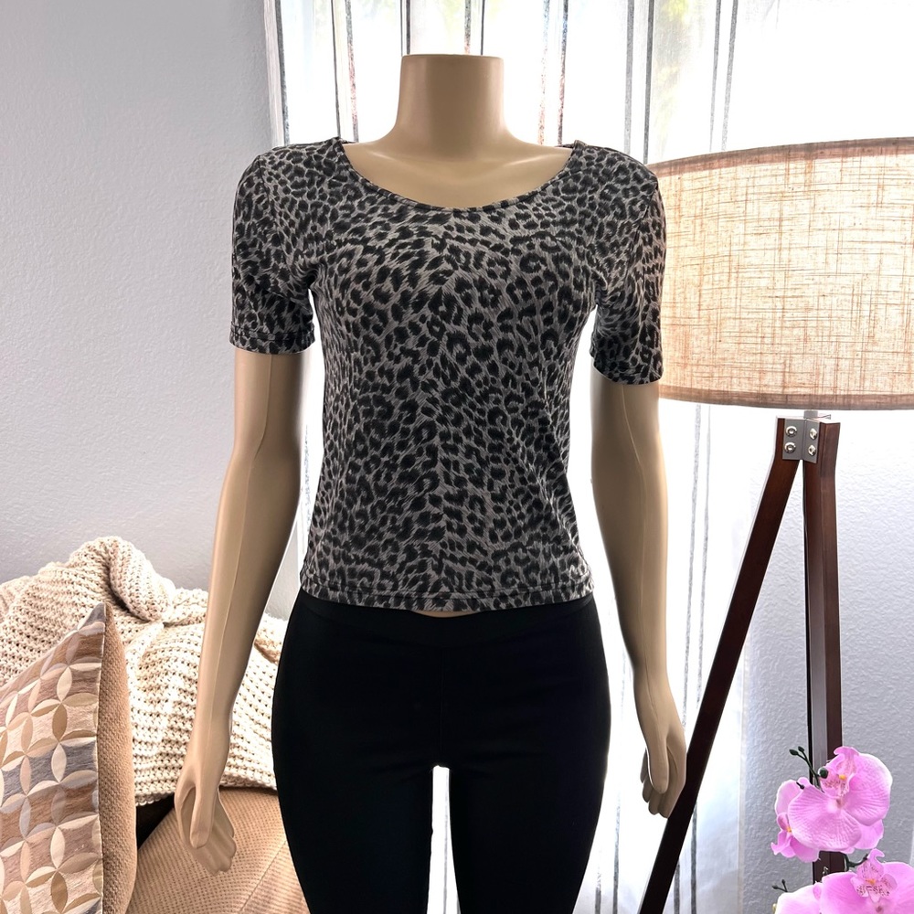 Vintage Boulevard De Paris Top Size S Small Animal Print Short Sleeve Shirt